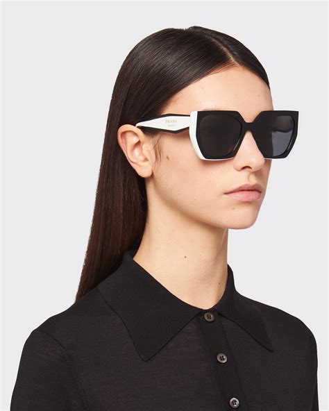 Dark Gray Lenses Sunglasses With Prada Logo 